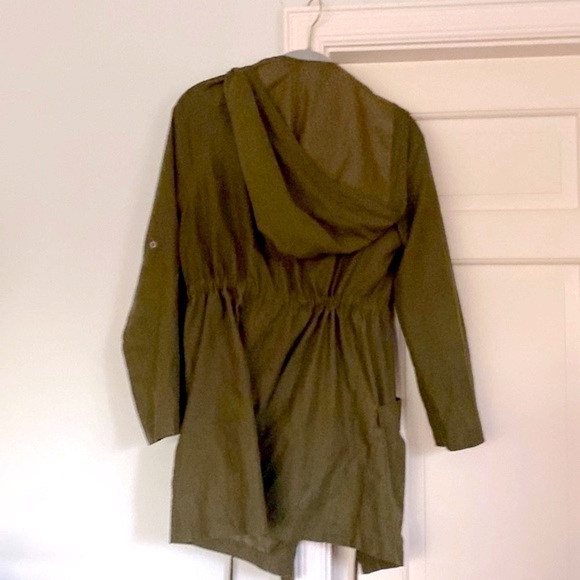 Hiking Rain Jacket Moss Green Attached Hood Coat Size Small Cinch Waist - Picture 8 of 16